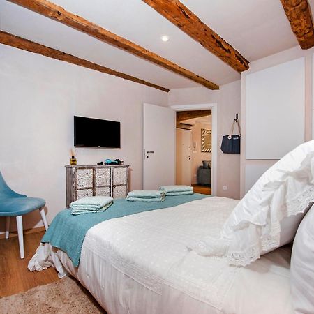 Apartments Casa De Amicis Rovinj Bilik gambar