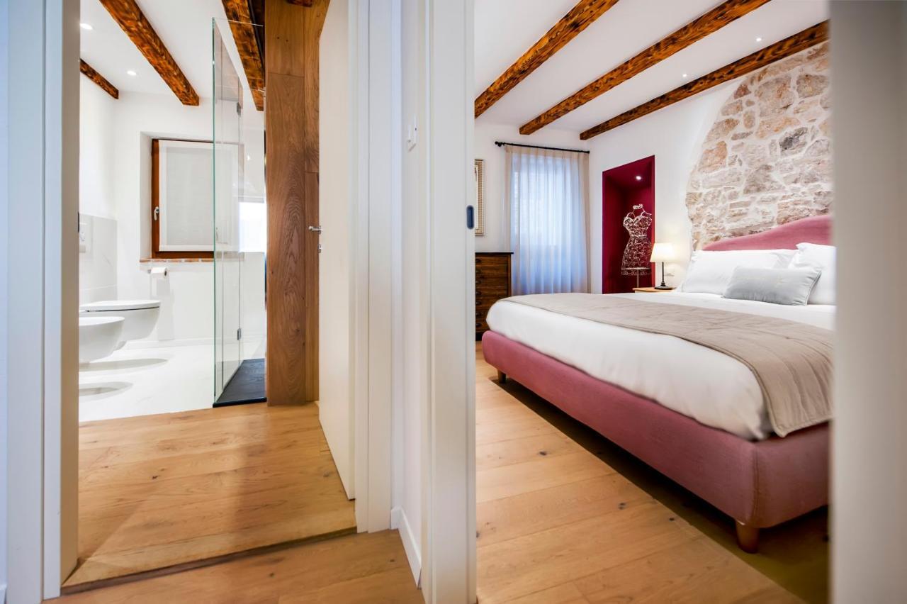Apartments Casa De Amicis Rovinj Luaran gambar